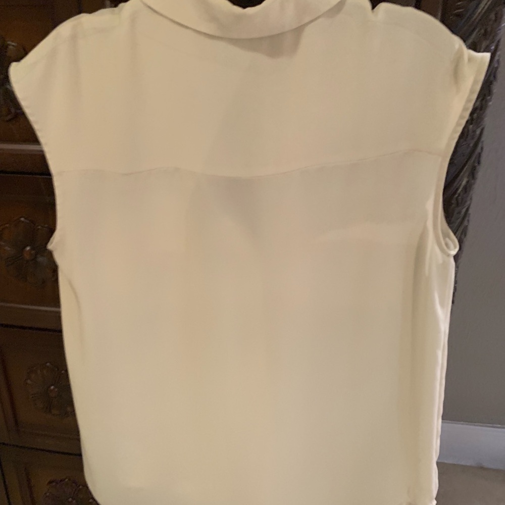 Blouse - Picture 2 of 3